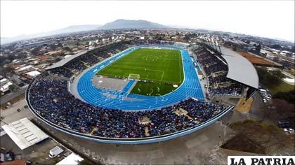 Estadio El Teniente de Rancagua, tiene una capacidad para 13.800 personas /imageshack.us