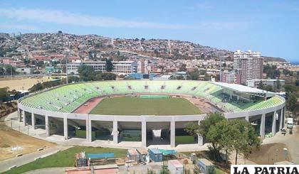 Bolivia y Ecuador jugarán esta tarde en este estadio situado en Valparaíso /adsttc.com