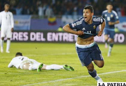 Sergio Agüero celebra el único gol anotado por Argentina /AS.COM