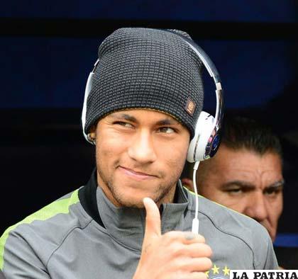 Día triste para Neymar que se marchó de Chile /DIEZ.HN