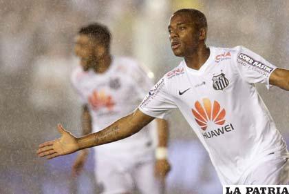 Robinho es tentado por el Querétaro mexicano /univision.com