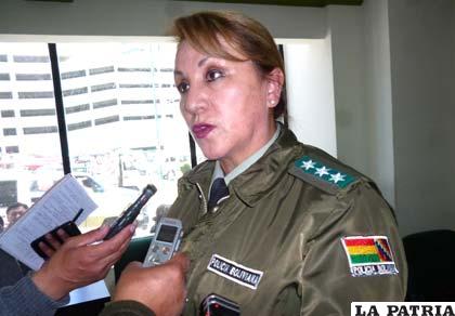 La generala Rosario Chávez, en comunicación con la prensa /ABI
