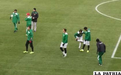 El cuadro boliviano hizo el reconocimiento al estadio de Temuco /APG