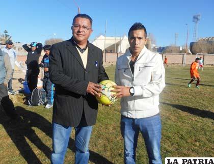 Arturo Murillo junto a Fernando Méndez