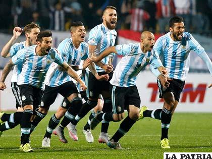 Los argentinos Festejan por la clasificación a la semifinal