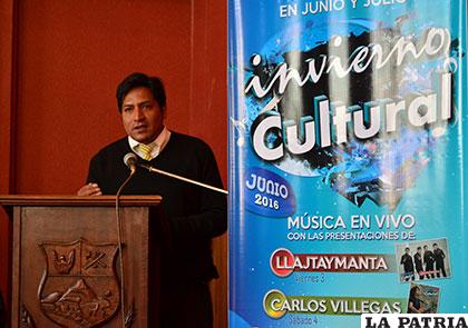 El secretario municipal de Cultura, Fabrizio Cazorla, en la presentación de la Agenda Cultural