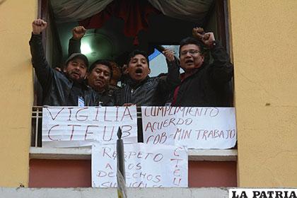 Toman el Ministerio de Trabajo /APG