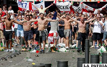 Hinchas ingleses y rusos se enfrentaron en Marsell /as.com/Archivo