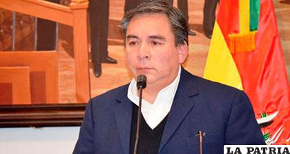 Henry Ara Pérez es el nuevo contralor General del Estado /ABI