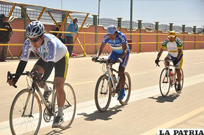 Ciclistas de la categoría Máster
