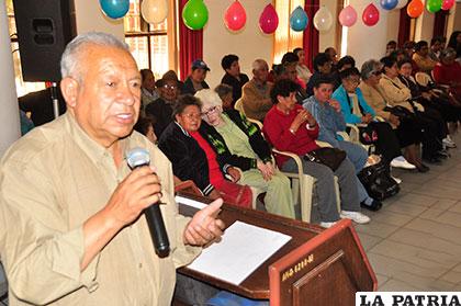 Freddy Gutiérrez habla respecto a las actividades de los adultos mayores /Archivo