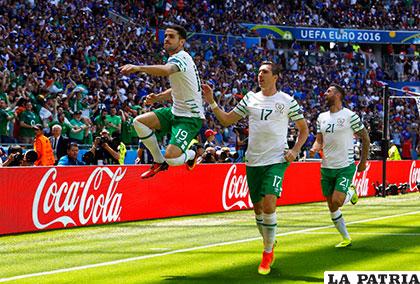 Irlanda comenzó ganando con gol de Brady /AS.COM