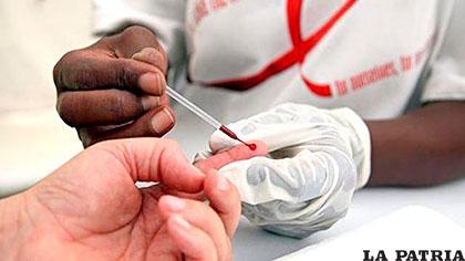Pruebas rápidas para detección del VIH son gratis en centros de salud /MEDICACENTERFEM.COM