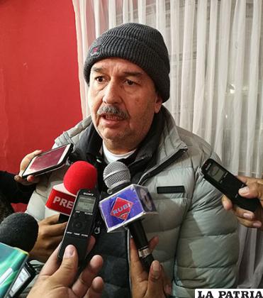 El senador de oposición, Arturo Murillo en su visita a Oruro