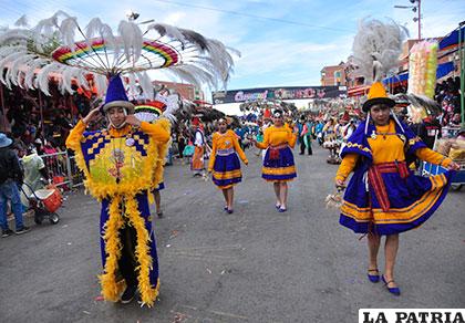 En el Carnaval de Oruro, el Suri Sikuri es un baile ágil y juvenil