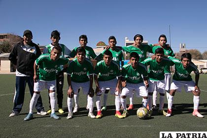 Gualberto Villarroel derrotó a San José sin problemas