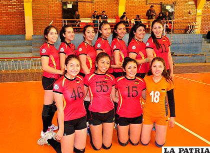 Jugadoras del equipo de Alemán, el equipo 