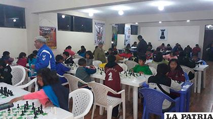 Varios ajedrecistas participarán por primera vez en un torneo nacional