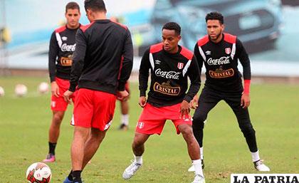 El seleccionado peruano se alista para el choque ante Paraguay