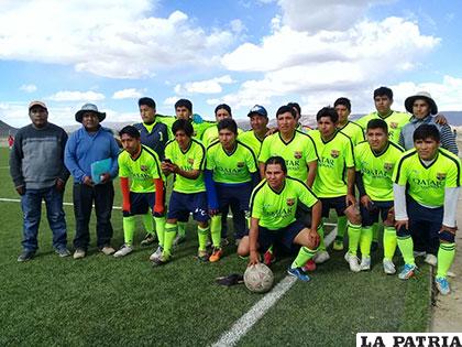 Integrantes del equipo de Quenamayo en el fútbol de Quillacas