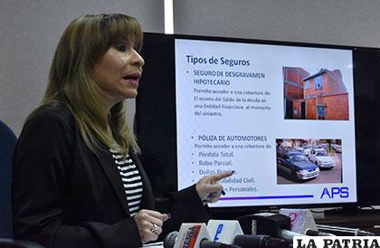 Patricia Mirabal, directora de la Autoridad de Fiscalización y Control de Pensiones y Seguros /APG
