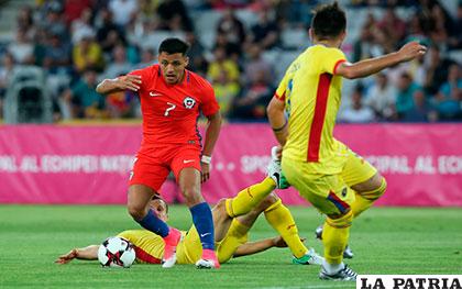 La acción del partido en el que Rumania venció a Chile por 3 a 2 /cronicaviva.com