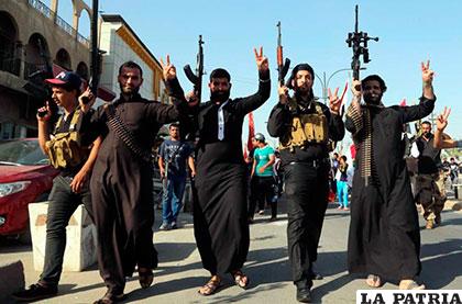 Integrantes del grupo yihadista Estado Islámico (EI) /nanduti.com.py