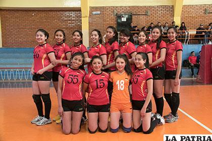 Integrantes del equipo de Alemán