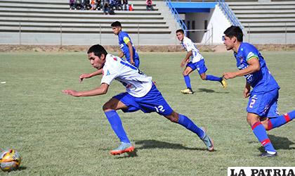 Los jugadores no aprovecharon las opciones de gol en la primera parte del partido