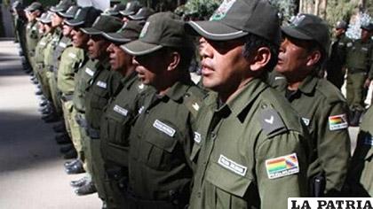 En toda Bolivia hay 37 mil efectivos policiales /erbol.com.bo