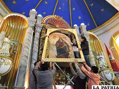 Cuando la imagen de la Virgen del Socavón vuelva a su altar se desarrollará una misa /LA PATRIA ARCHIVO