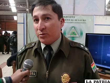 El teniente Iván Pererira explicó acerca de las cámaras de seguridad instaladas en el departamento de Oruro