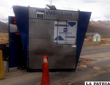 La caseta de Vías Bolivia afectada en el incidente