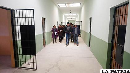 Autoridades recorrieron las instalaciones del nuevo recinto penitenciario /DDSC