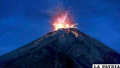  El volcán en Guatemala mantiene en expectativa a las personas / Contacto Hoy