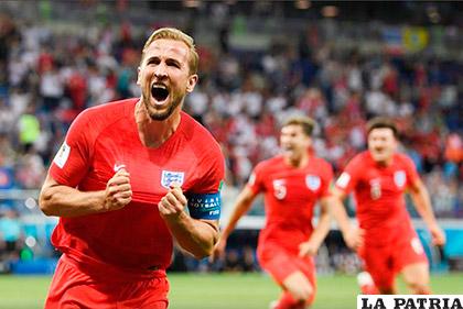 Doblete de Kane para el triunfo de Inglaterra ante Túnez