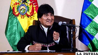 Evo Morales critica pedidos de respetar 21F /Tuit @evoespueblo