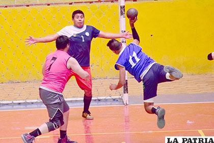 El handball ingresa en escena en esta jornada con atrayentes