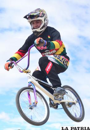 Bicicrosistas orureños demuestran un buen nivel en cada fecha del torneo