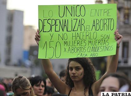 Se pide legalizar el aborto para evitar muertes por mala práctica /DIARIOPOPULARC.OM.AR