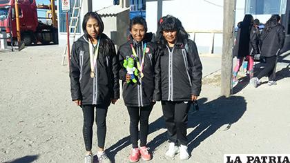 El atletismo sacó cara por Oruro en los Juegos Trasandinos  /cortesía Sedede