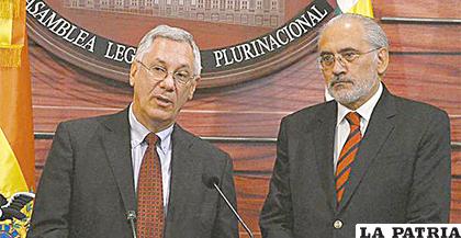 Los expresidentes Carlos Mesa y Eduardo Rodríguez, Carlos D. Mesa Gisbert
