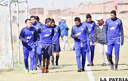 Los futbolistas, no solo de San José, sino de todo el país deberán adecuarse a las normas /Archivo