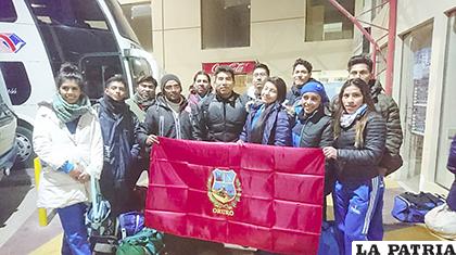 Deportistas orureños, entusiasmados por cumplir una buena campaña en el nacional /CORTESÍA POLICARPIO CALANI