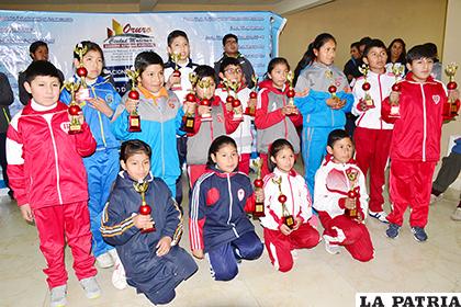 Los ganadores en el ajedrez de las circunscripciones 29 y 30