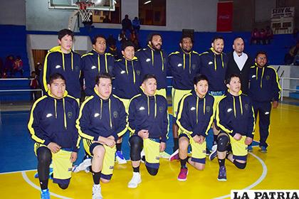 Carl A-Z debutó con 