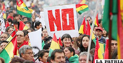 En varias regiones, ciudadanos continúan manifestando su rechazo a la reelección del Presidente Morales /France 24