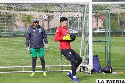 Carlos Lampe por el momento es considerado en el equipo titular