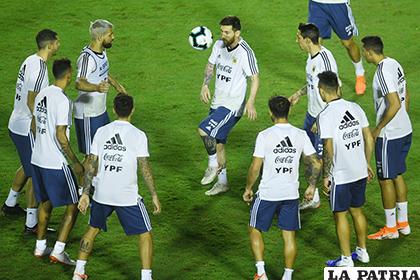 Argentina de la mano de Messi lista para su debut en Copa América /ole.com