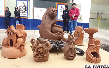 Obras de arte en cerámica del ISBA /Oscar Calizaya